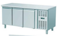 Kühltisch 1795 x 700 mit 3 Türen