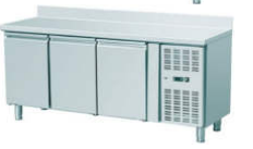 Gefriertisch 1795 x 700 mit 3 Türen