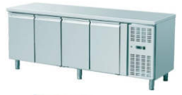Kühltisch 2230 x 700 mit 4 Türen