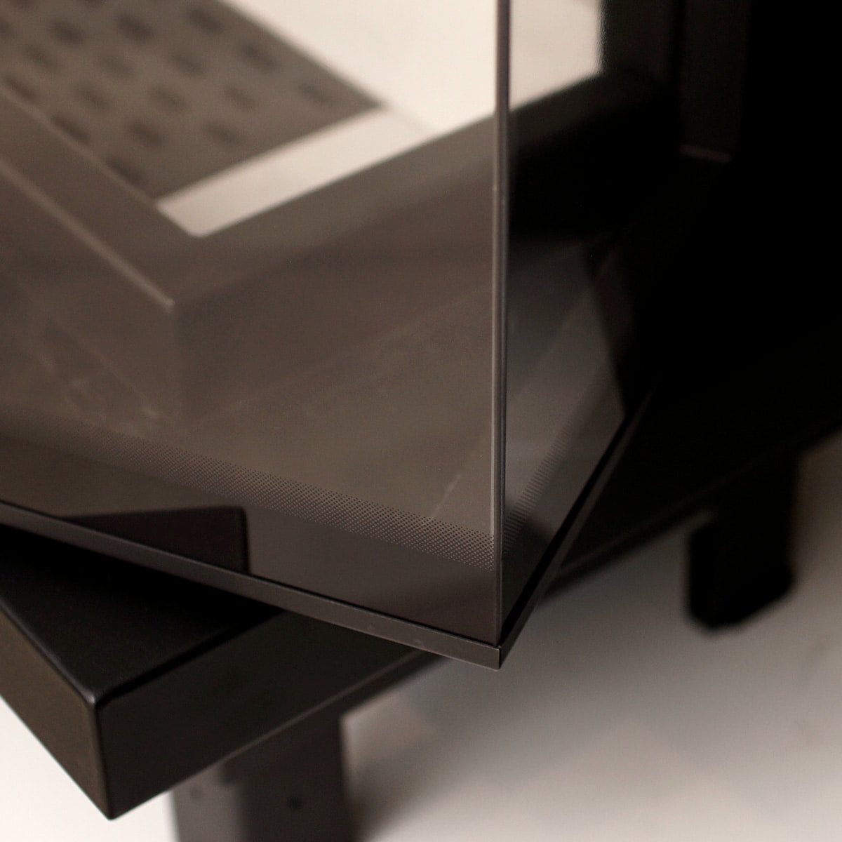 Kamineinsatz aus Stahl MBN - 8 kW Ø 200 - Stahlfront mit Siebdruckglas