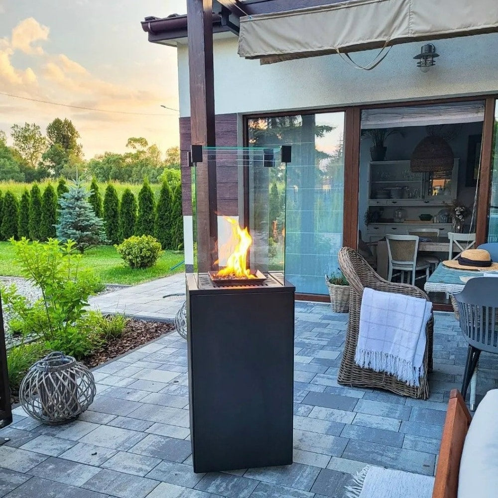 Terrassenheizer Patio Mini Quarzsinter Oxide Nero automatische Steuerung 8,2kW